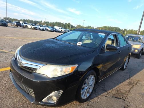 2014 Toyota Camry XLE