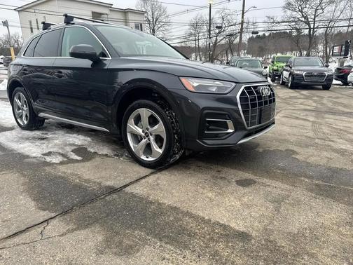 2021 Audi Q5 45 Premium Plus