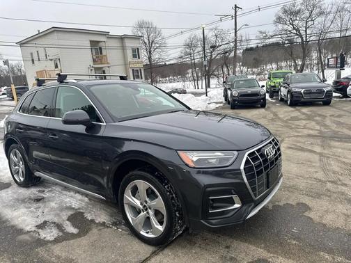 2021 Audi Q5 45 Premium Plus