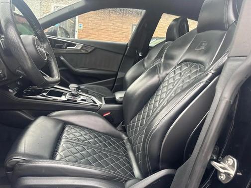 Mythos Black Metallic 2020 Audi S5 3.0T Prestige