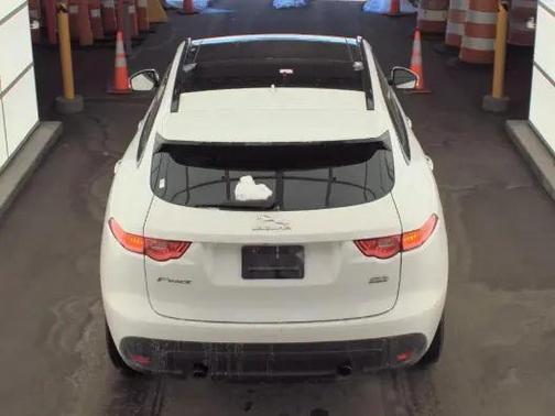 2018 Jaguar F-PACE 25t R-Sport