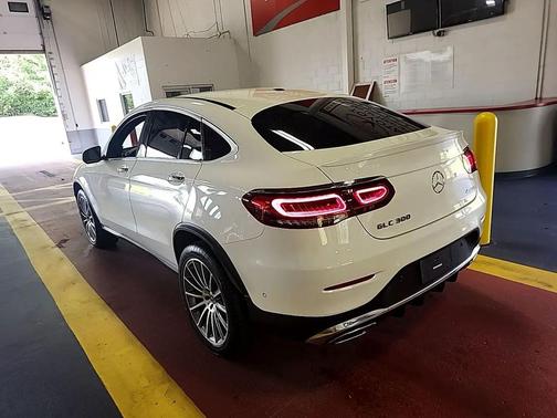 2021 Mercedes-Benz GLC 300 4MATIC Coupe