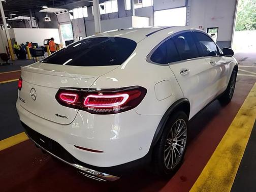 2021 Mercedes-Benz GLC 300 4MATIC Coupe