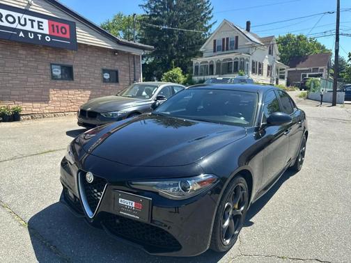 Vulcano Black Metallic 2020 Alfa Romeo Giulia Ti Sport