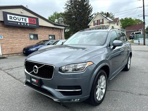 2016 Volvo XC90 T6 Momentum