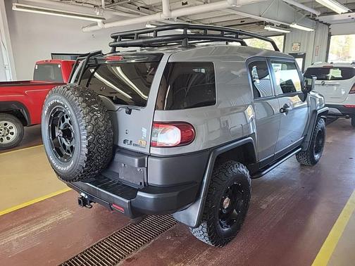 2013 Toyota FJ Cruiser Base