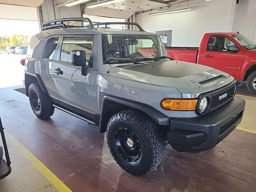 2013 Toyota FJ Cruiser Base