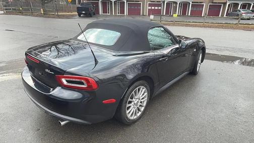 Nero Cinema Jet Black 2017 FIAT 124 Spider Base