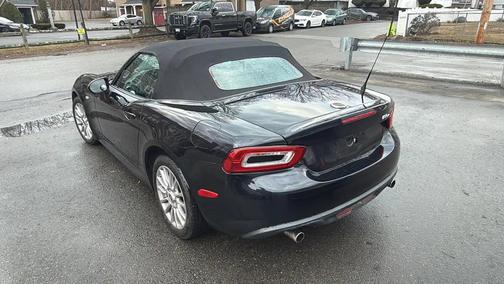 Nero Cinema Jet Black 2017 FIAT 124 Spider Base