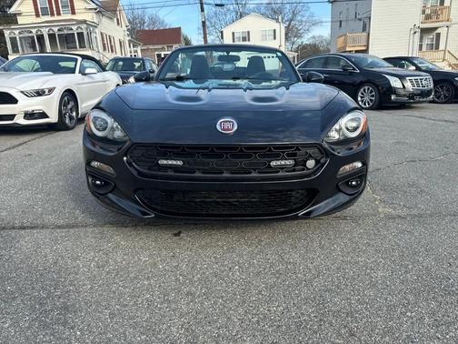 Nero Cinema Jet Black 2017 FIAT 124 Spider Base