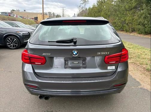 2018 BMW 330 xDrive