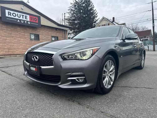 2015 INFINITI Q50 Premium