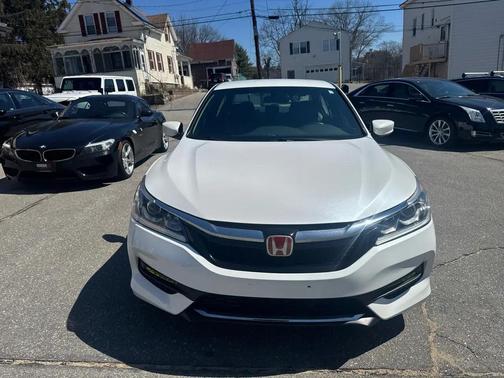 White Orchid Pearl 2017 Honda Accord Sport SE