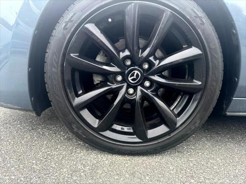 2020 Mazda Mazda3 FWD w/Premium Package