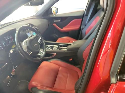 Firenze Red Metallic 2019 Jaguar F-PACE R - SPORT
