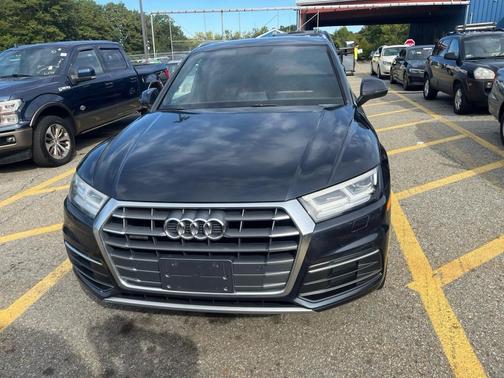 2018 Audi Q5 2.0T Premium Plus
