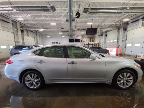 Liquid Platinum 2013 INFINITI M37x Base