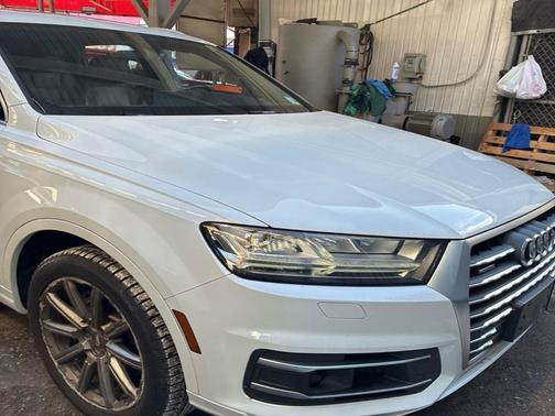 2017 Audi Q7 3.0T Premium
