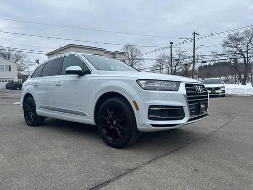2017 Audi Q7 3.0T Premium