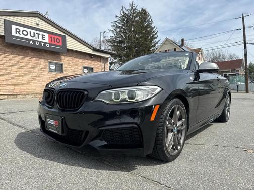 Black Sapphire Metallic 2016 BMW M2 Base