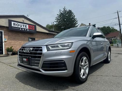 Florett Silver Metallic 2018 Audi Q5 2.0T Premium Plus