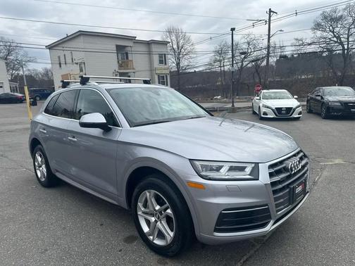 2018 Audi Q5 2.0T Premium Plus