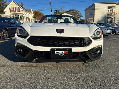 2017 FIAT 124 Spider Base