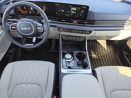 Ceramic Silver 2026 Kia Carnival Hybrid EX