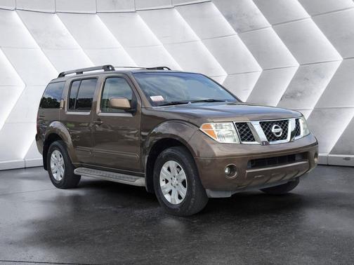 Woodland Bronze Metallic 2005 Nissan Pathfinder LE