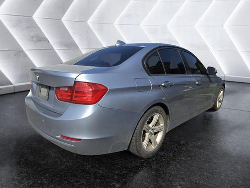 Liquid Blue Metallic 2015 BMW 320 i