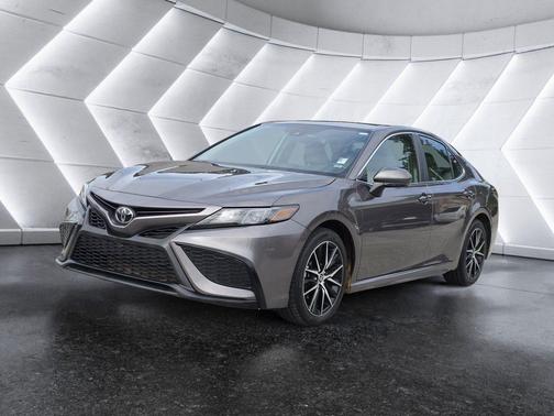 Predawn Gray Mica 2024 Toyota Camry SE