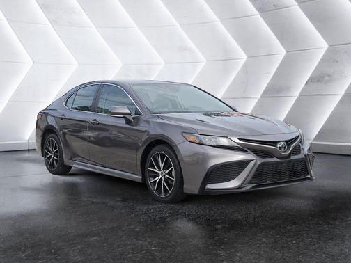 Predawn Gray Mica 2024 Toyota Camry SE