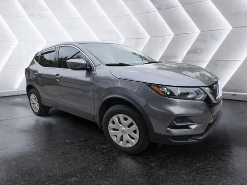 Gun Metallic 2020 Nissan Rogue Sport S