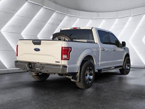 Oxford White 2017 Ford F-150 XLT
