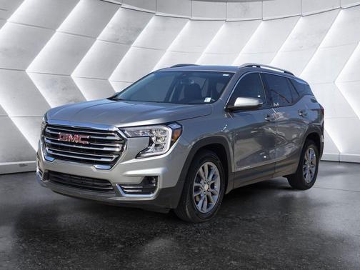 Sterling Metallic 2024 GMC Terrain SLT