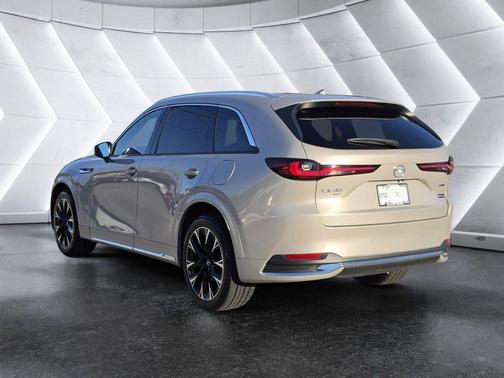 Platinum Quartz 2024 Mazda CX-90 3.3 Turbo S
