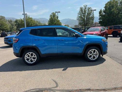2025 Jeep Compass Latitude