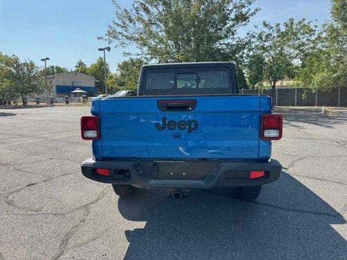 2025 Jeep Gladiator Sport