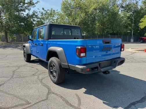 2025 Jeep Gladiator Sport