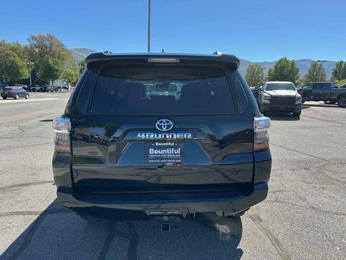 2024 Toyota 4Runner SR5 Premium