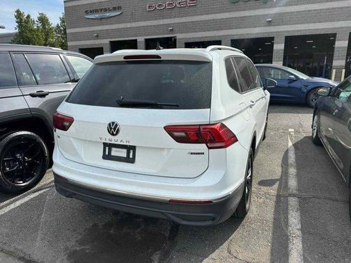 2022 Volkswagen Tiguan 2.0T SE