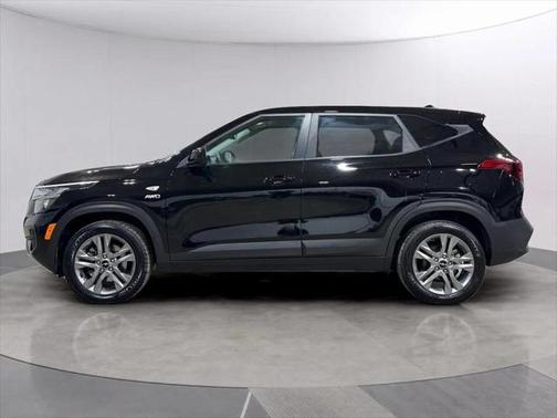 2022 Kia Seltos LX