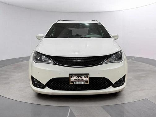 2020 Chrysler Pacifica Touring-L Plus