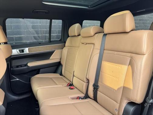 2025 Hyundai SANTA FE Limited