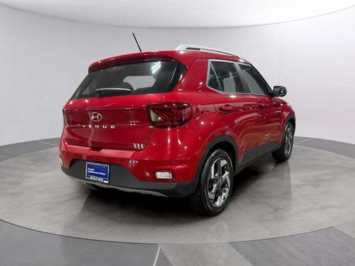 2023 Hyundai VENUE Limited