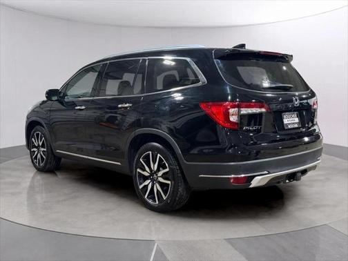 2019 Honda Pilot Touring 8-Passenger