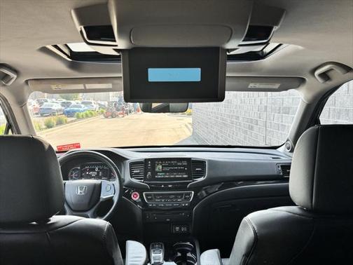 2019 Honda Pilot Touring 8-Passenger