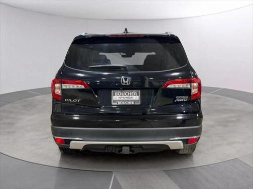 2019 Honda Pilot Touring 8-Passenger
