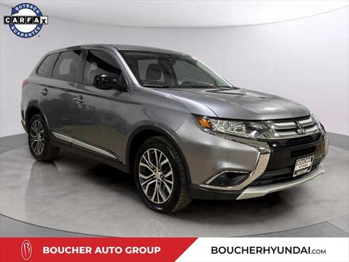 2017 Mitsubishi Outlander ES