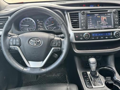 2019 Toyota Highlander Limited Platinum